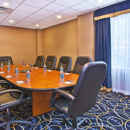 Holiday Inn Express And Suites Pittsburgh West Mifflin By Ihg Dış mekan fotoğraf