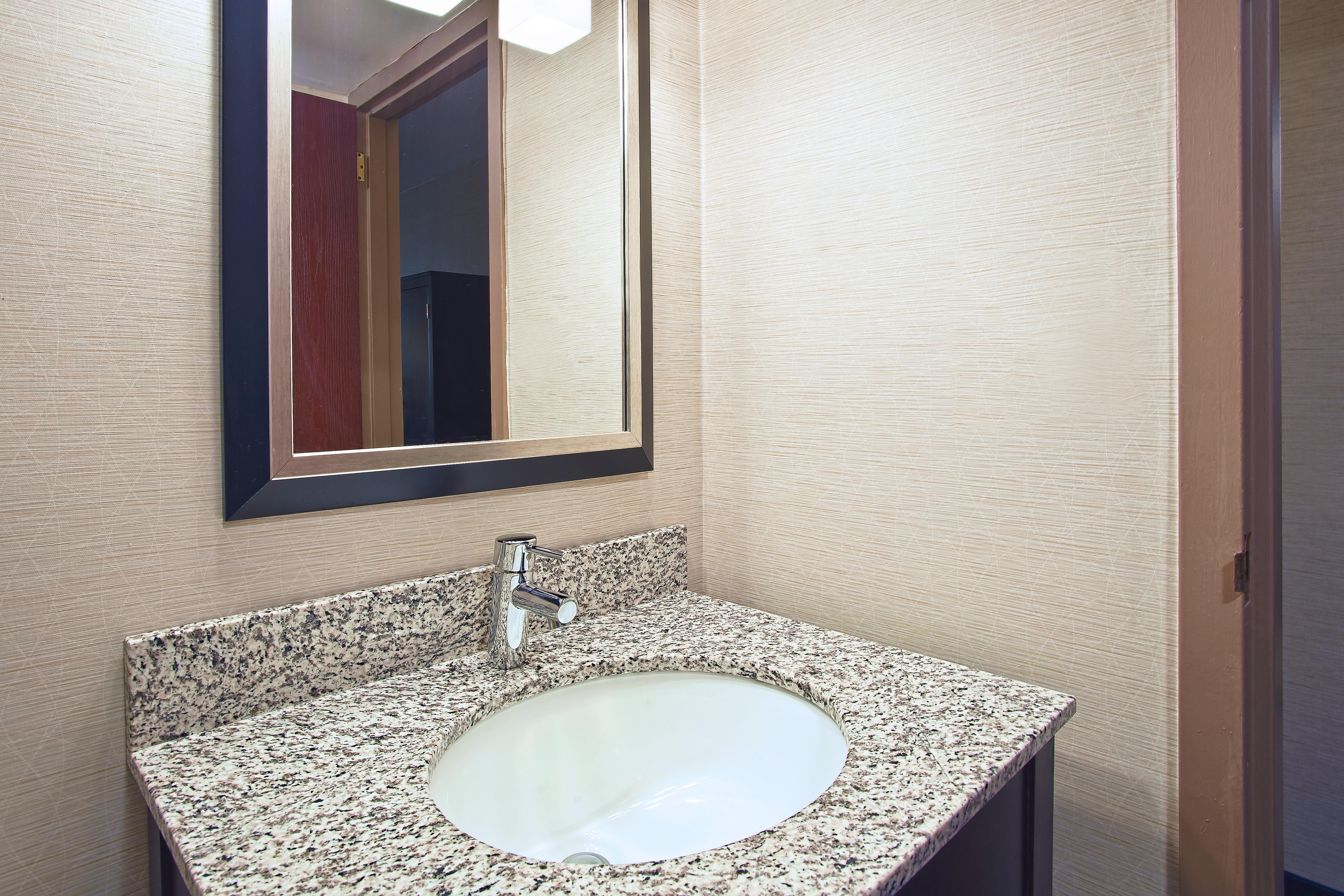 Holiday Inn Express And Suites Pittsburgh West Mifflin, An Ihg Hotel Dış mekan fotoğraf