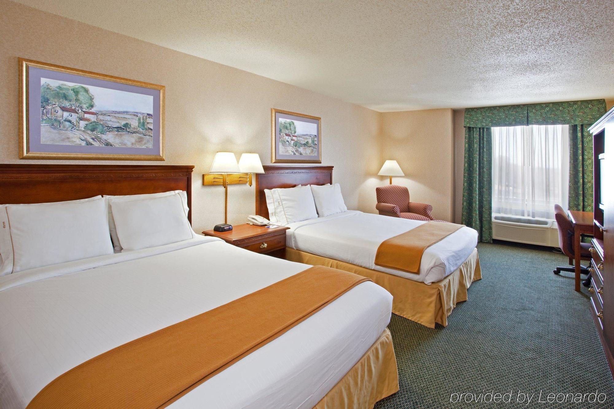 Holiday Inn Express And Suites Pittsburgh West Mifflin, An Ihg Hotel Dış mekan fotoğraf