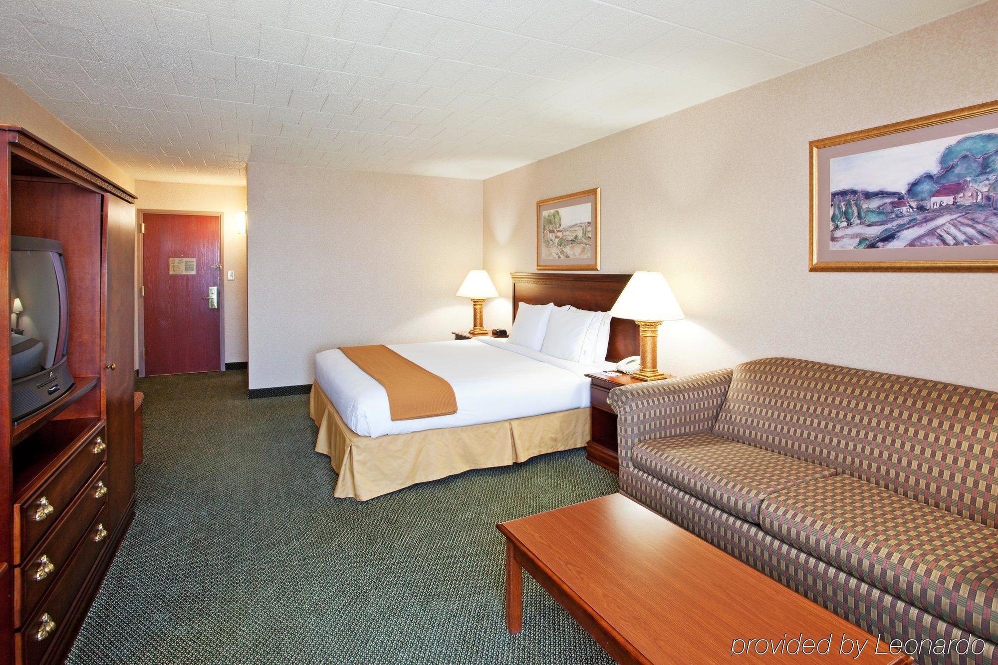 Holiday Inn Express And Suites Pittsburgh West Mifflin, An Ihg Hotel Oda fotoğraf