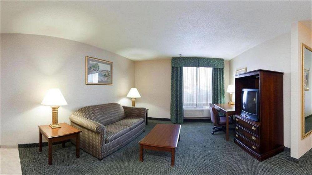 Holiday Inn Express And Suites Pittsburgh West Mifflin, An Ihg Hotel Dış mekan fotoğraf